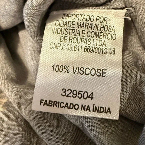 Beautiful!! FARM RIO Black Floral Cropped Batwing Sleeve Blouse 100% Viscose - Picture 5 of 5